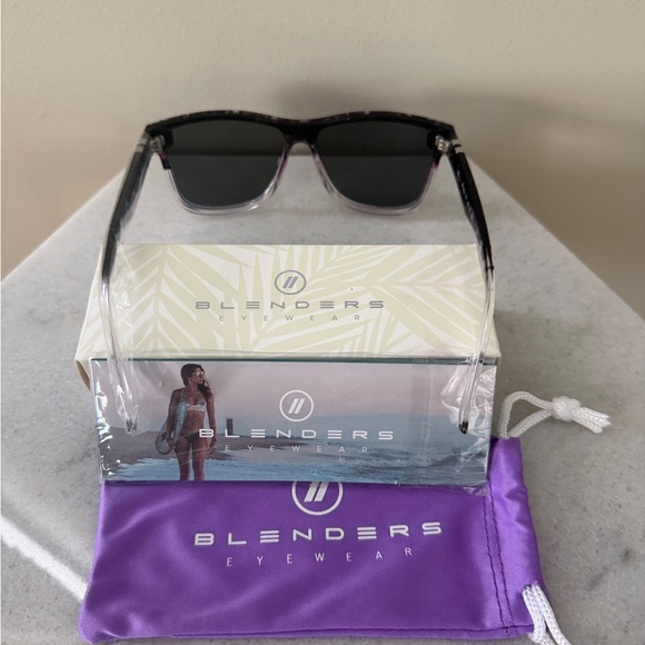 Blenders Polarized Violet Blitz Sunglasses - Picture 5 of 8